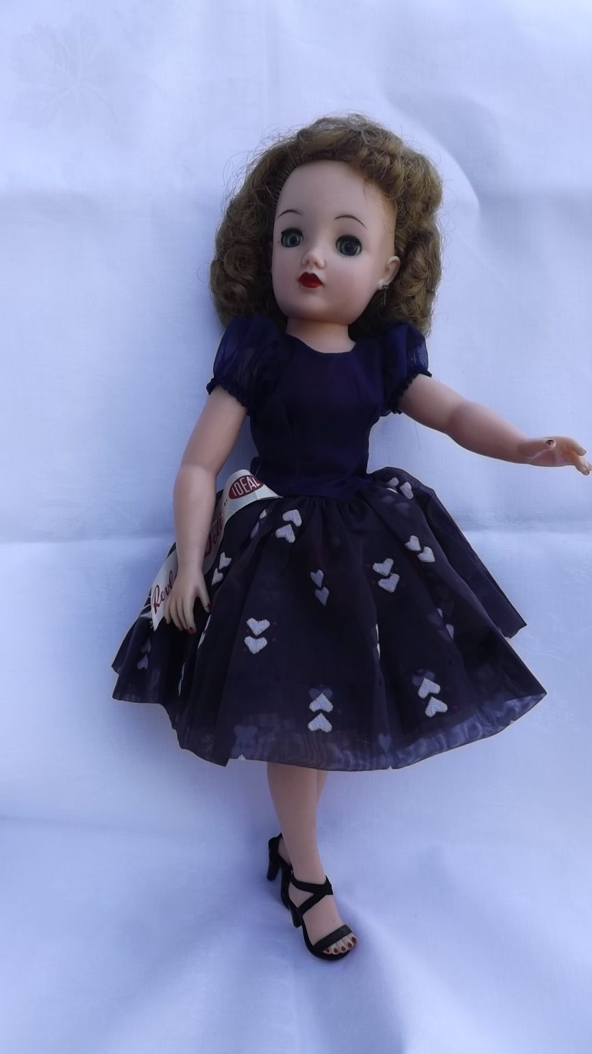 Ideal Vt 18 Doll Miss Revlon Kissing Hearts 1950s The Classic Doll